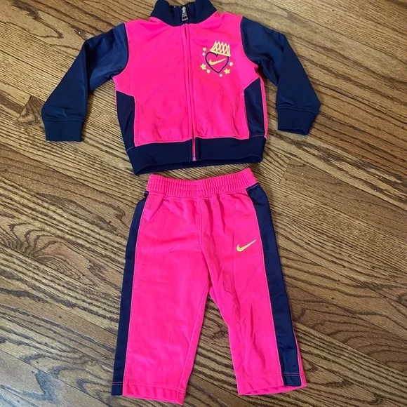 Nike Matching Sets Nike Girls Basketball Hot Pink Warmup Suit